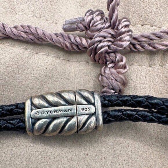DAVID YURMAN Streamline® Cross Station Leather Bracelet - Picture 5 of 8